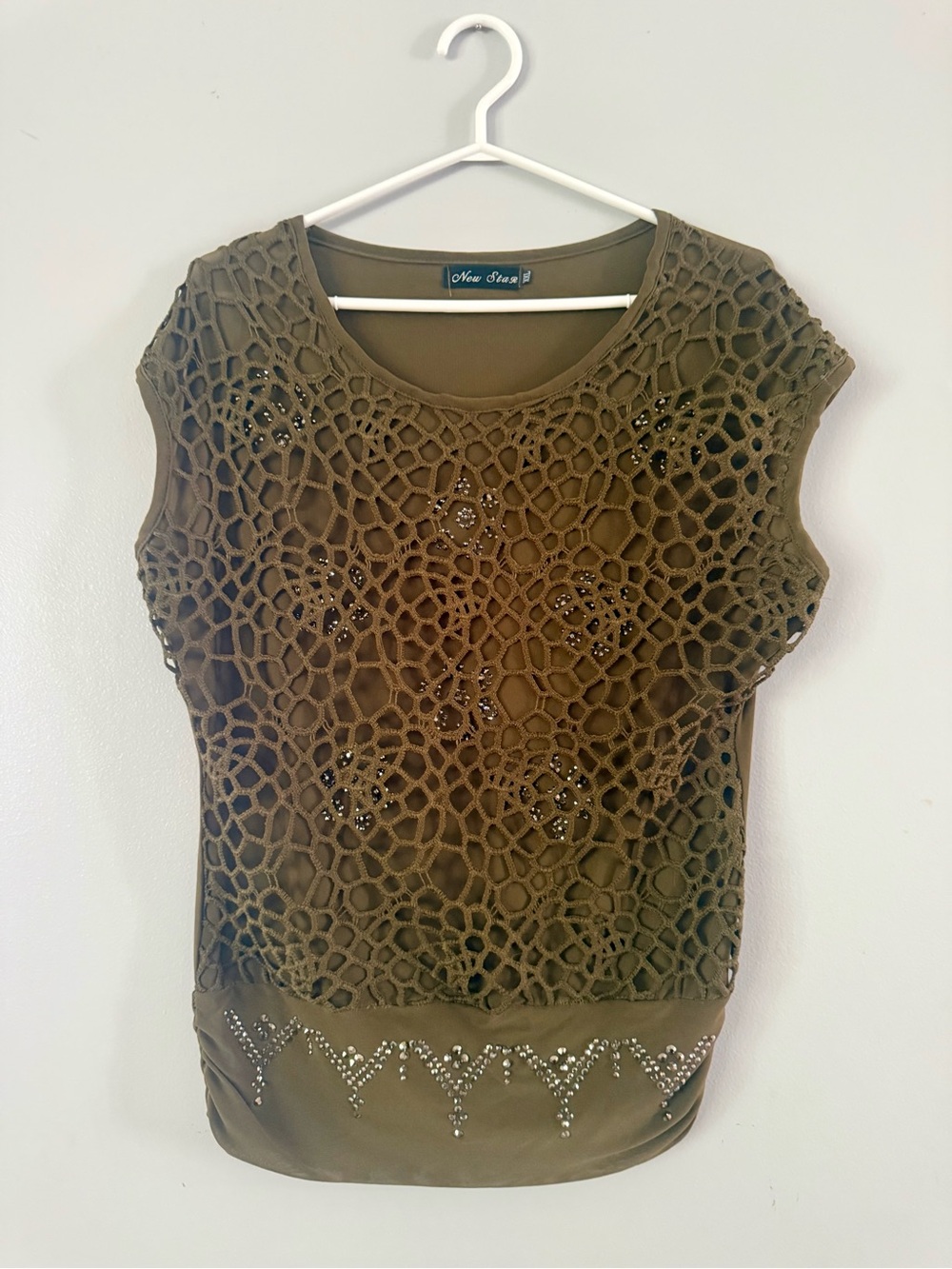 New Star Olive Green Crochet Lace Overlay Studded Tunic Top Tank Medium
